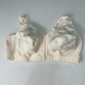 Playtex 4695 18 Hour Comfort Strap Front Close Bra Light Beige NWOT 46C L. Beige